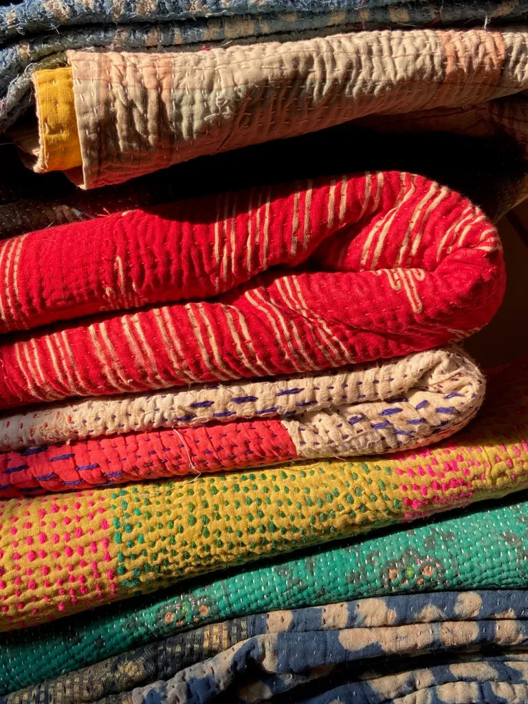 Kantha: la coperta indiana fatta di "stracci"